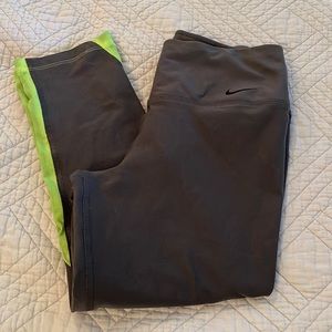 Nike Capri Leggings